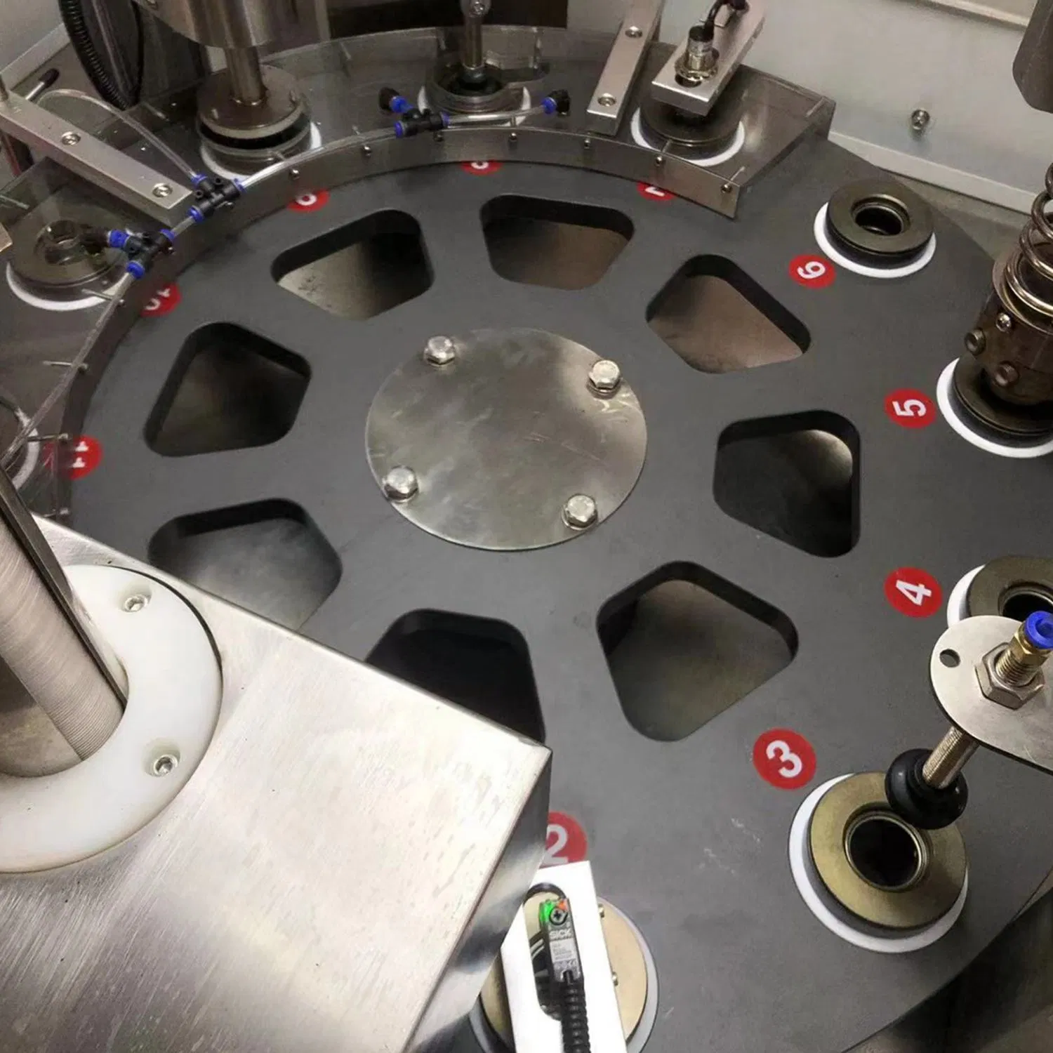 Automatic Coffee Capsule Filling and Sealing Machine Nespresso Qg K Cup Making